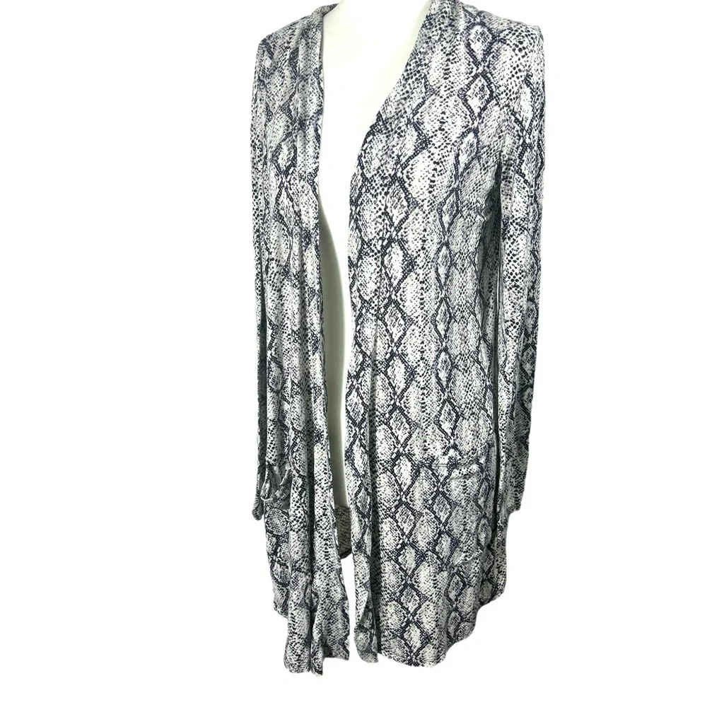 Zenana Snake Print Cardigan with pockets Women's Size Large
